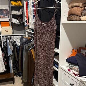 Abercrombie & Fitch long brown dress with beautiful details